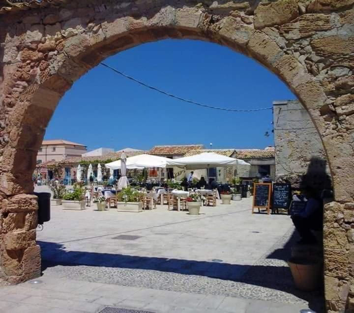 Casa Vacanze Il Glicine 1 Pachino Exterior foto